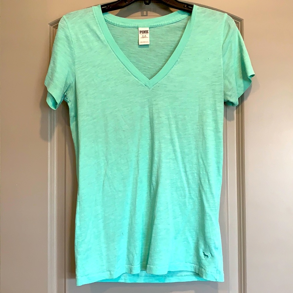 Basic vneck